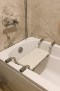 Pokazanie produktu w łazience AR 207 Armedical